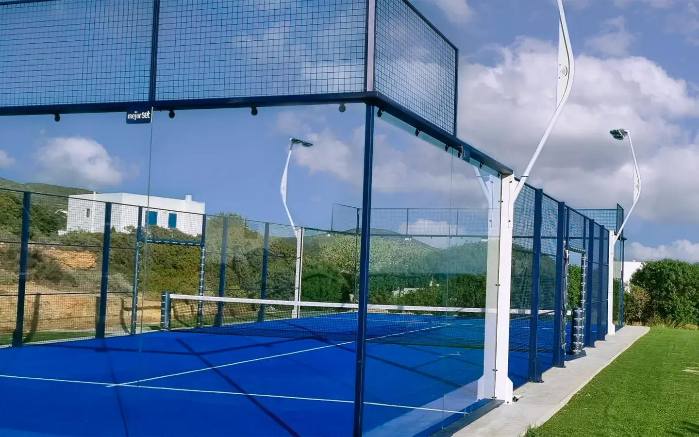 Elite padel court